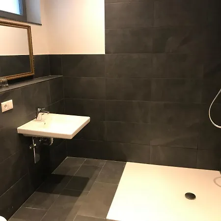 Bed & Breakfast Gaestehaus 3*