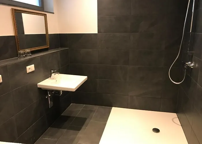 Oda ve Kahvaltı Gaestehaus 3*